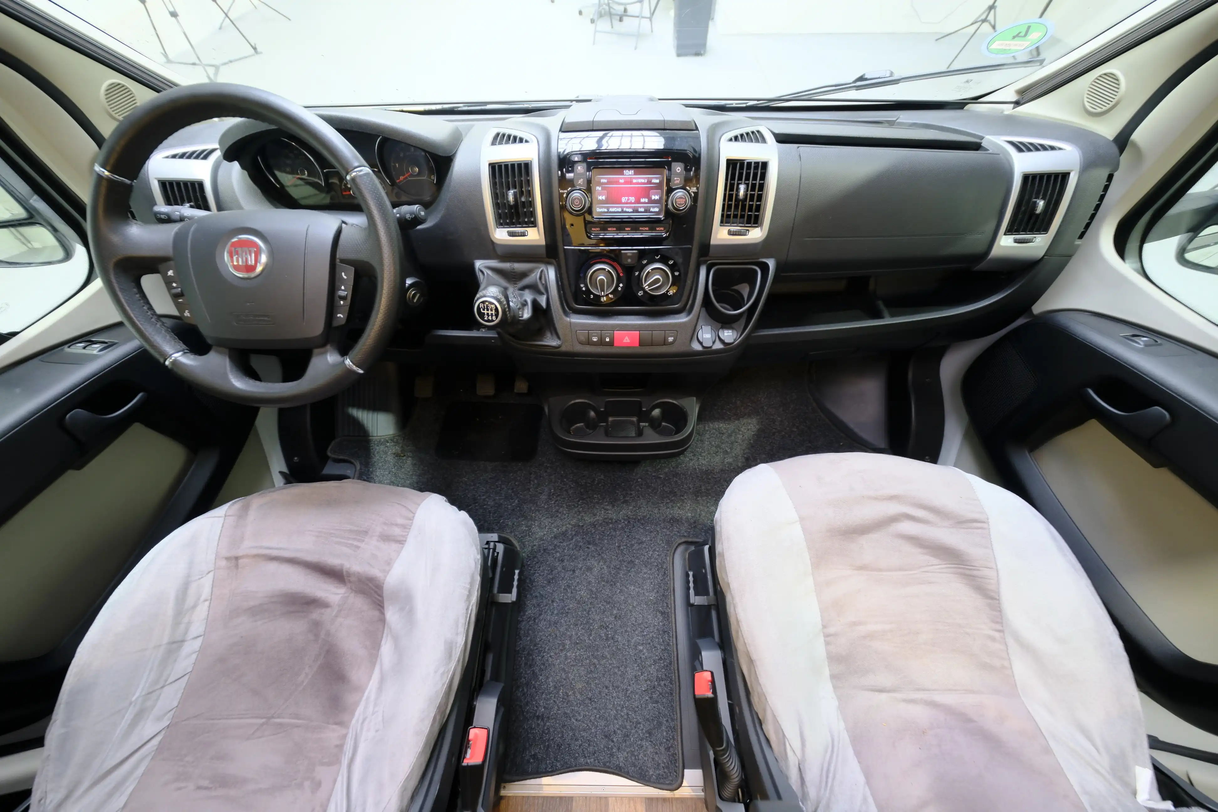 KNAUS SKY TI 650 MEG Silver Selection - Ansicht 5